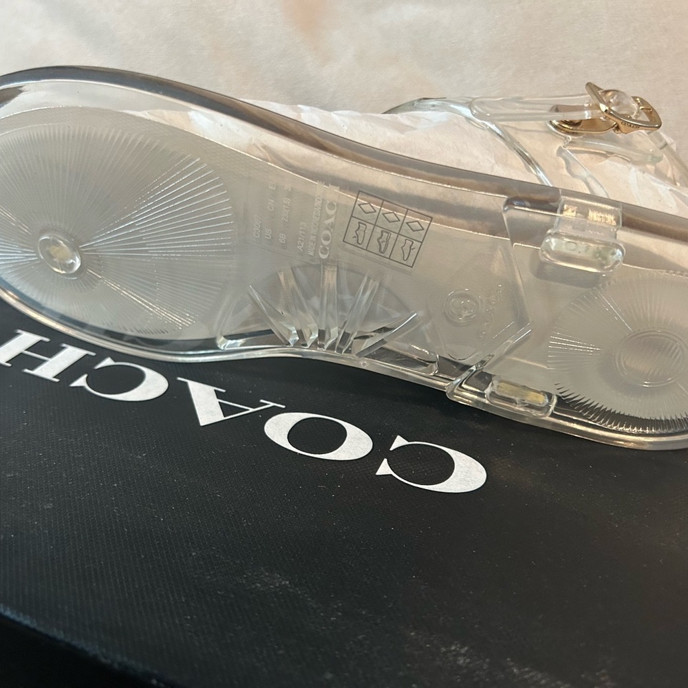 Women’s size 6 Coach slides. BRAND NEW. - Picture 3 of 3